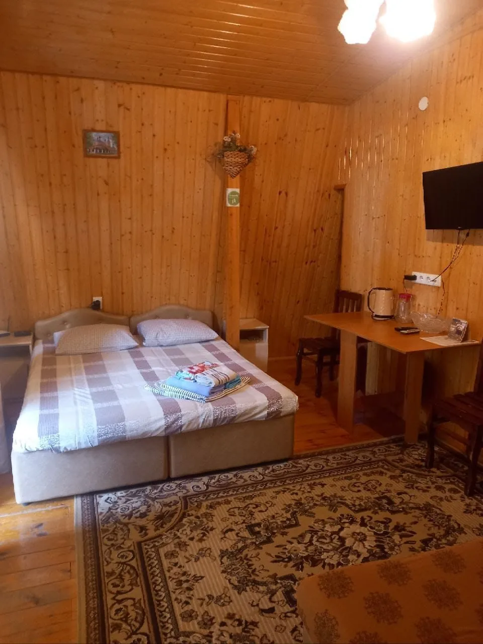 ПРОДАЁТСЯ ГОСТЕВОЙ ДОМ В ЦЕНТРЕ НОВОГО АФОНА