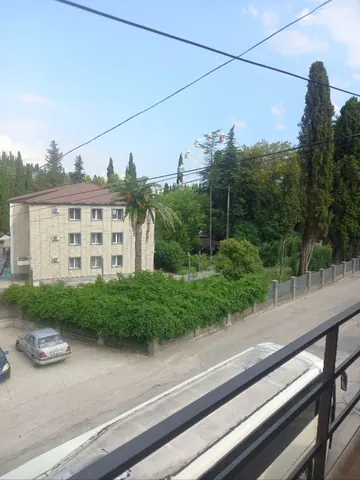 ПРОДАЁТСЯ ГОСТЕВОЙ ДОМ В ЦЕНТРЕ НОВОГО АФОНА